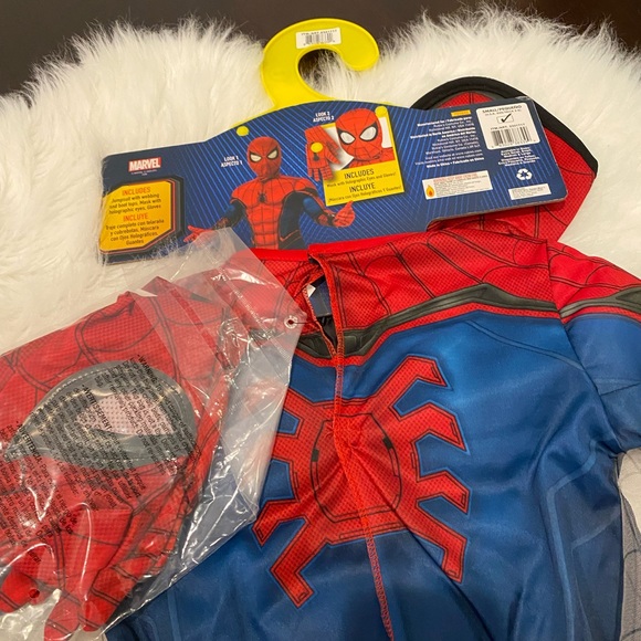 Marvel Spider-Man costume - Picture 5 of 7